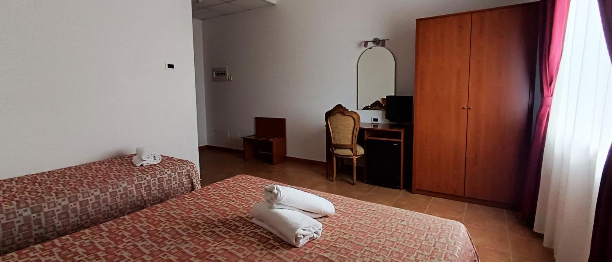 Desusino Residence & Hotel بوتيرا الغرفة الصورة